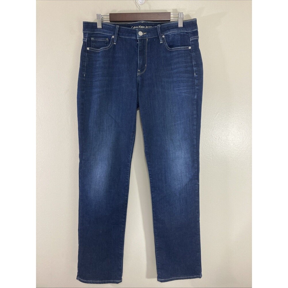 Calvin Klein Straight men’s denim jeans size 31 x 32 classic rise zip Pockets